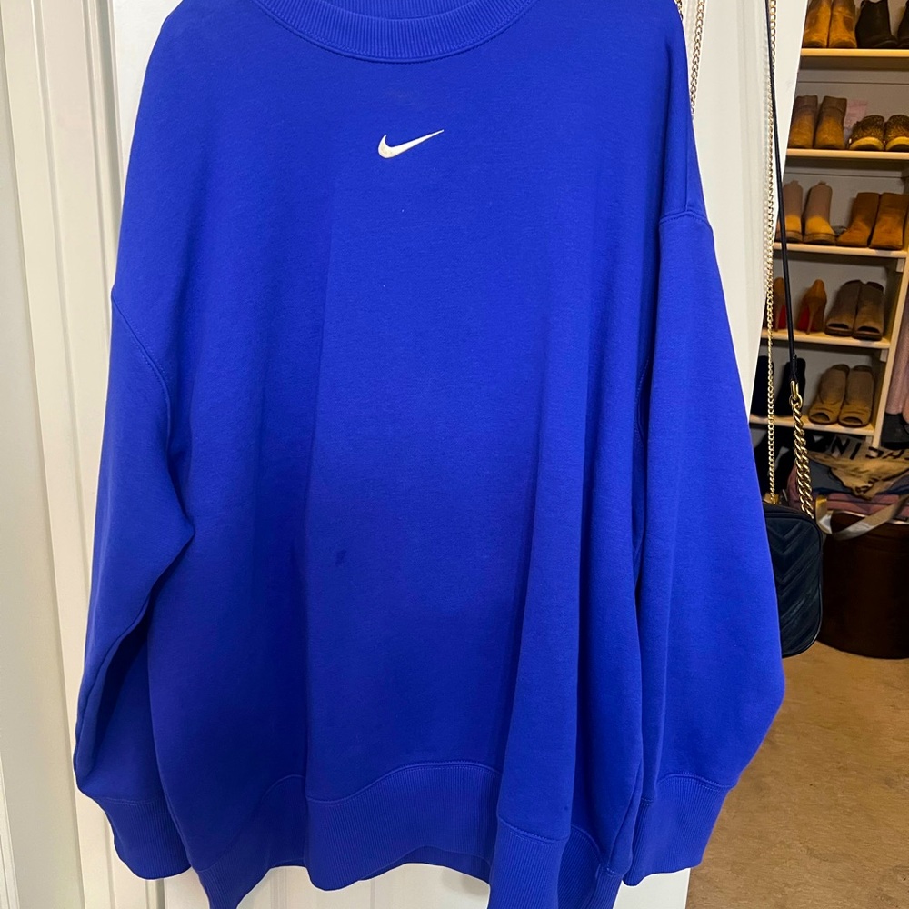 Nike women’s oversized sweater